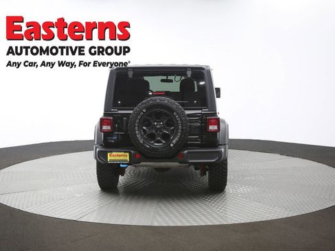 Used 2023 Jeep Wrangler Unlimited w/ Dual Top Group image 39