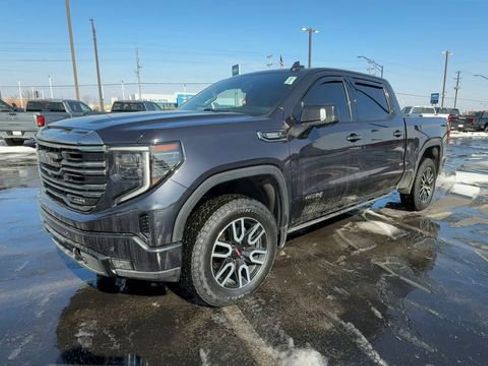 Used 2022 GMC Sierra 1500 AT4 w/ AT4 Premium Package image 4