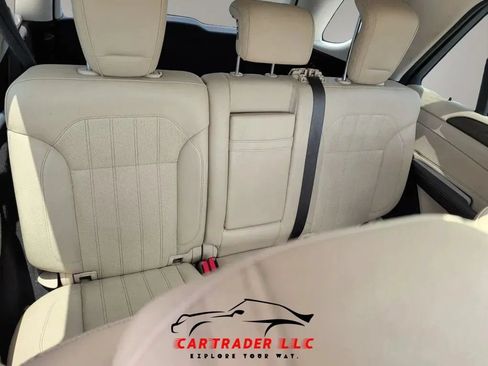 Used 2018 Mercedes-Benz GLE 350 4MATIC w/ Premium 1 Package image 26