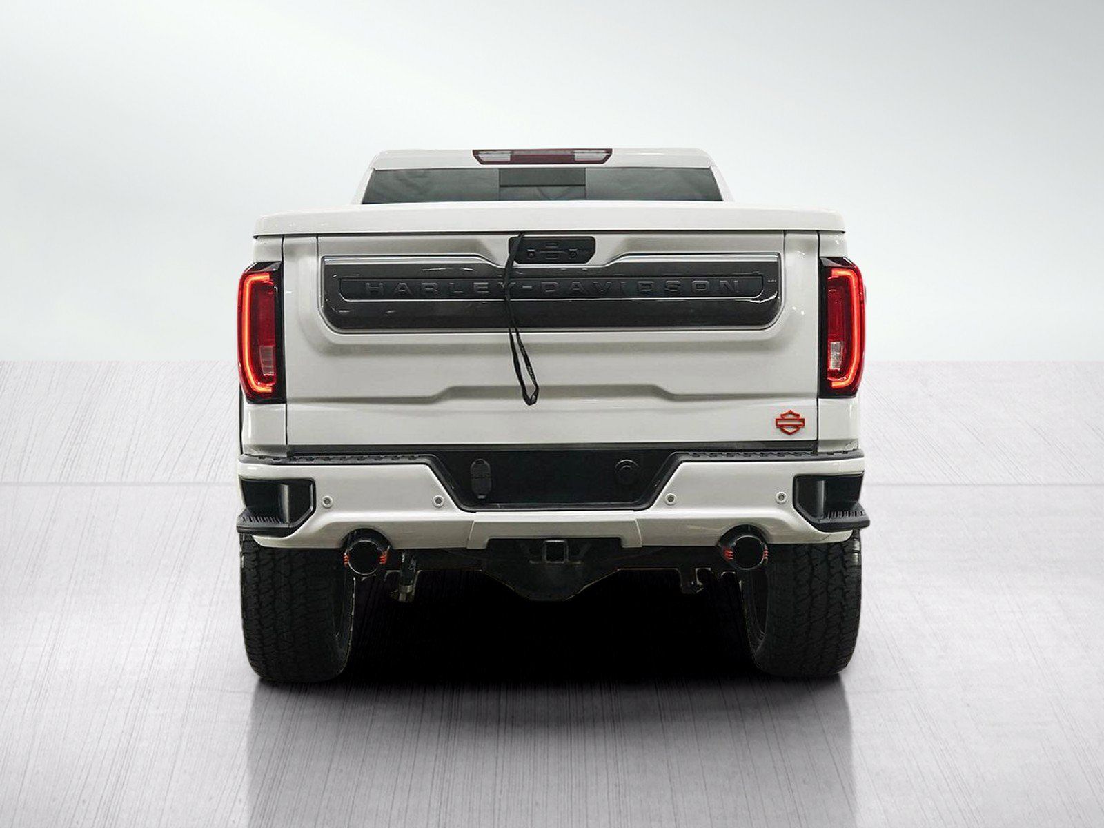Used 2021 GMC Sierra 1500 SLT w/ SLT Premium Plus Package AWD/4WD image 5