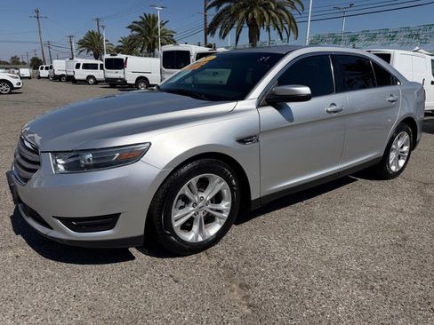 Used 2019 Ford Taurus SEL w/ Equipment Group 201A FWD image 12