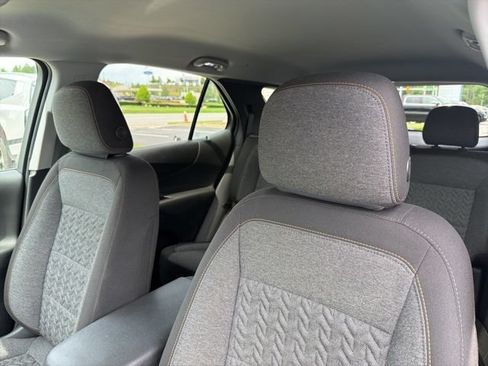 Used 2023 Chevrolet Equinox LT w/ Driver Convenience Package AWD/4WD image 22