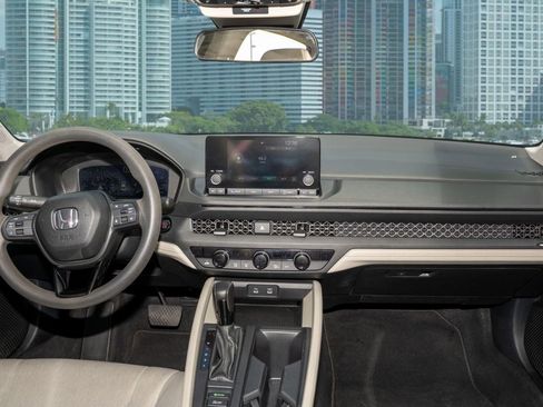 Certified 2023 Honda Accord EX image 20
