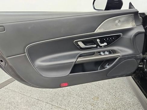 Used 2022 Mercedes-Benz SL 63 AMG 4MATIC image 35