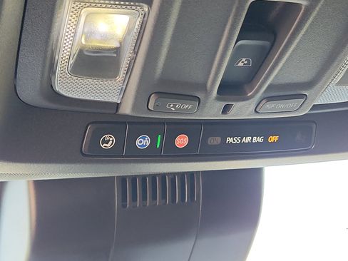 Used 2024 GMC Sierra 2500 AT4 w/ Technology Package image 20