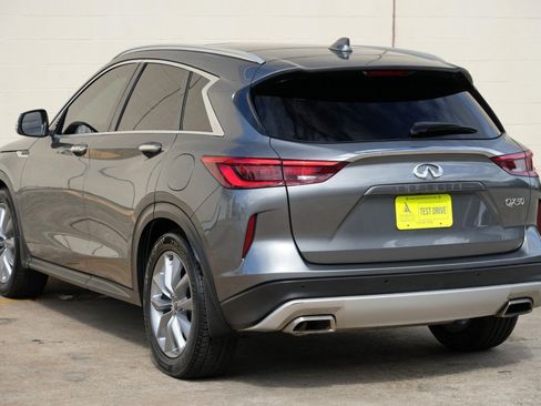 Used 2020 INFINITI QX50 Luxe w/ Navigation Package FWD image 52