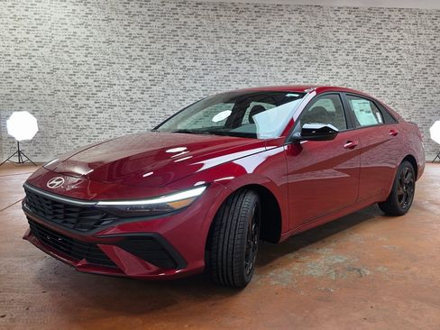 New 2026 Hyundai Elantra Sport w/ Cargo Package image 4