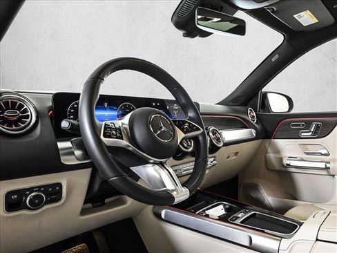 Certified 2026 Mercedes-Benz GLB 250 4MATIC image 10