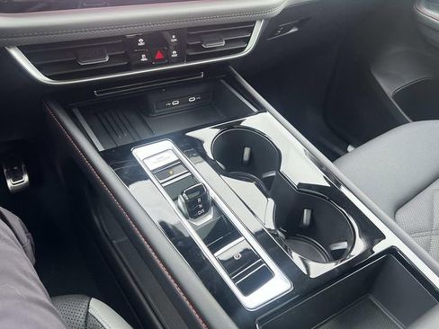 New 2026 Volkswagen Atlas Peak Edition image 19