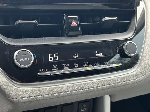 Certified 2023 Toyota Corolla Cross LE FWD image 25