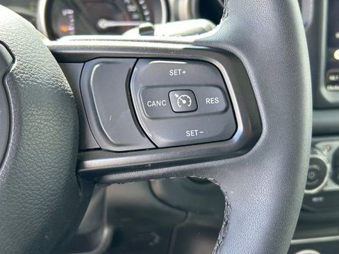 Used 2023 Jeep Wrangler Unlimited w/ Cold Weather Group AWD/4WD image 24