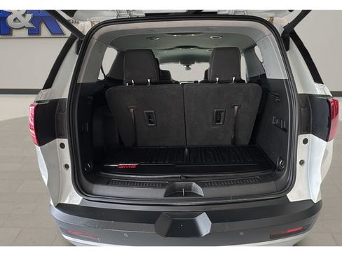 Used 2019 GMC Acadia SLE w/ Driver Alert Package I FWD image 18