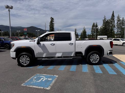 Used 2020 GMC Sierra 2500 Denali w/ Denali Ultimate Package AWD/4WD image 4