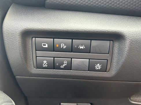 Used 2025 Nissan Kicks Play S FWD image 19
