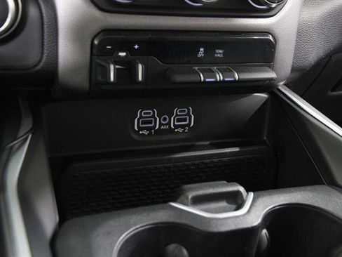 Used 2020 RAM 1500 Big Horn image 15