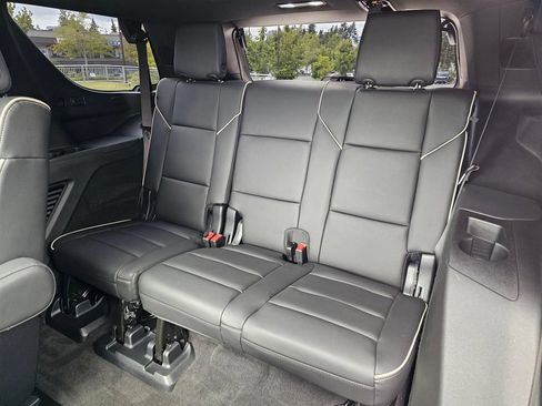Certified 2025 Cadillac Escalade Sport w/ Touring Package AWD/4WD image 18