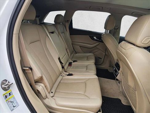 Used 2019 Audi Q7 3.0T Prestige w/ Prestige Package image 15