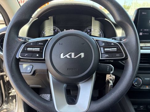 Used 2024 Kia Forte LXS FWD image 33