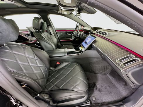 New 2026 Mercedes-Benz Maybach S 580 4MATIC image 32