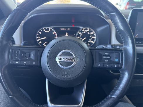 Used 2021 Nissan Rogue SL image 35