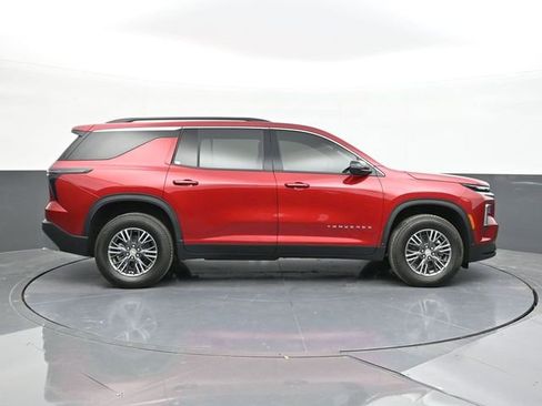 New 2026 Chevrolet Traverse LT w/ Driver Confidence Package FWD image 12