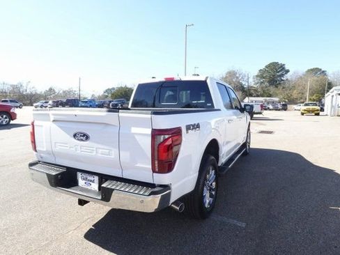 New 2025 Ford F150 Lariat w/ Equipment Group 501A Mid image 15