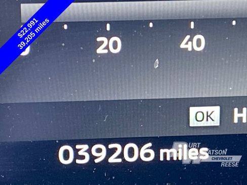 Used 2023 Mitsubishi Outlander SE image 21