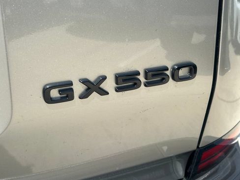 Used 2026 Lexus GX 550 w/ Accessory Package (2T) AWD/4WD image 13