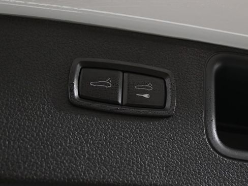 Used 2026 Porsche Macan S AWD/4WD image 45
