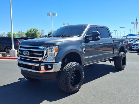 Used 2020 Ford F250 Lariat w/ Lariat Ultimate Package AWD/4WD image 9