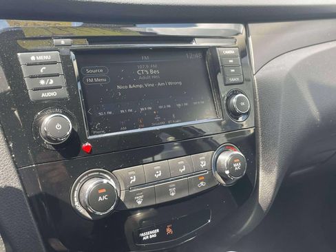Used 2021 Nissan Rogue Sport S AWD/4WD image 26