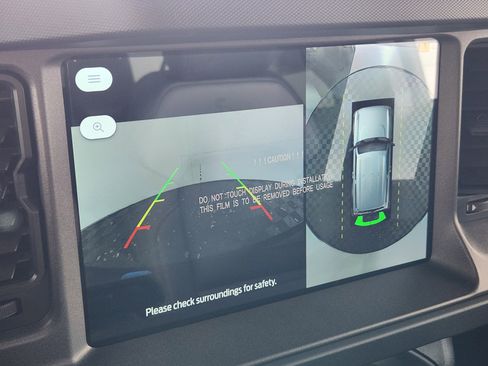 New 2025 Ford Bronco Badlands image 23