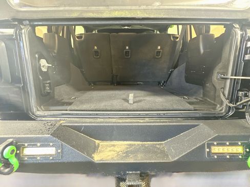 Used 2018 Jeep Wrangler Unlimited Sport S AWD/4WD image 26