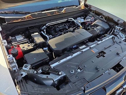 New 2026 Chevrolet Colorado ZR2 w/ Off-Road Front Bumper Package image 10