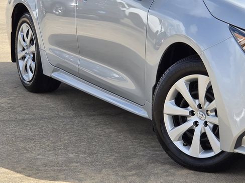 Used 2026 Toyota Corolla LE FWD image 12