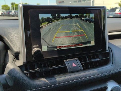Certified 2025 Toyota RAV4 XLE AWD/4WD image 13