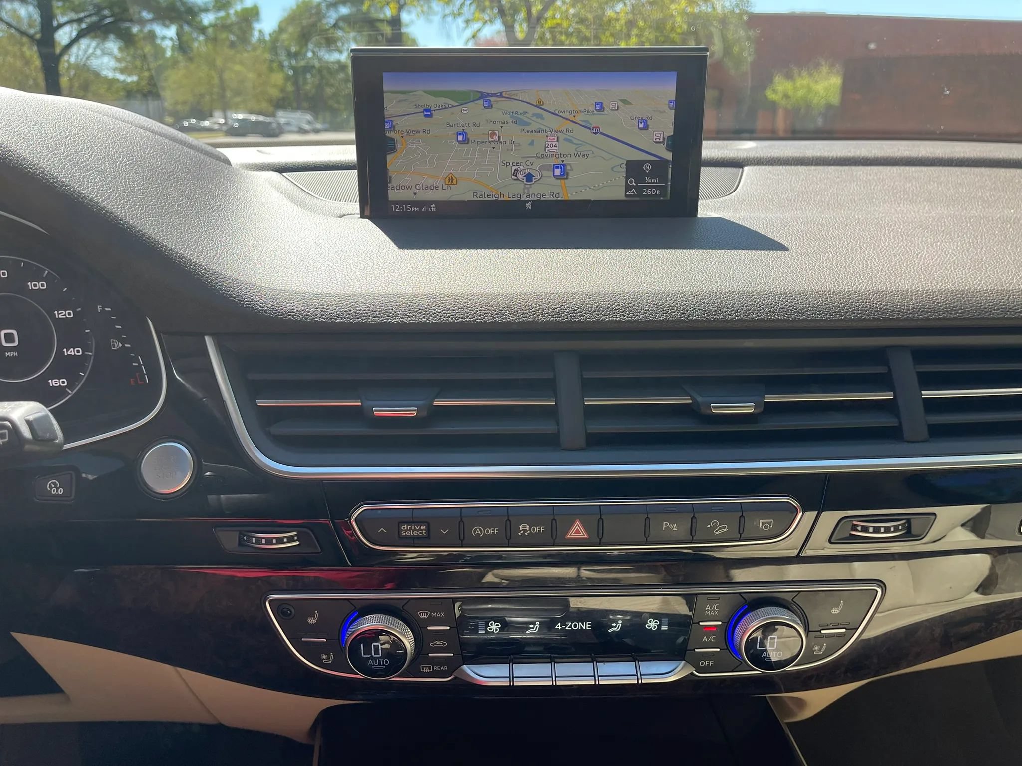 Used 2018 Audi Q7 3.0T Prestige w/ Prestige Package AWD/4WD image 18