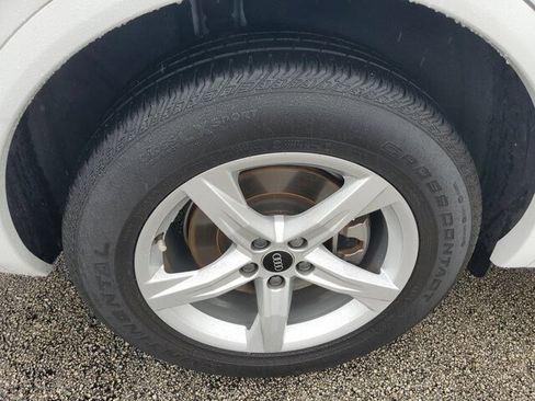 Used 2024 Audi Q5 Premium image 9