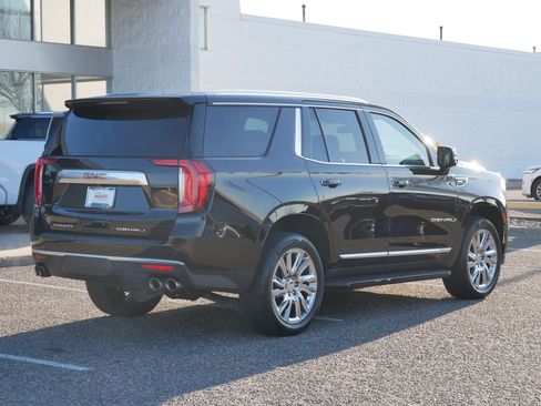 Used 2021 GMC Yukon Denali AWD/4WD image 3