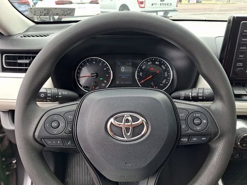 Used 2019 Toyota RAV4 XLE w/ All Weather Liner Package AWD/4WD image 25