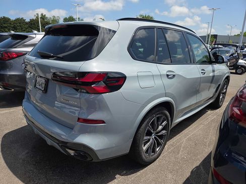 New 2026 BMW X5 xDrive50e w/ Executive Package AWD/4WD image 5