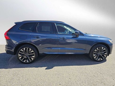 New 2026 Volvo XC60 T8 Ultra w/ Climate Package AWD/4WD image 2