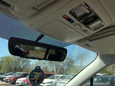 Used 2017 Subaru Forester 2.5i Premium w/ Popular Package #2A image 36