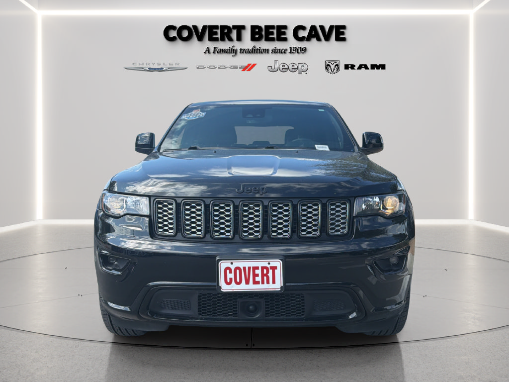Used 2020 Jeep Grand Cherokee Altitude RWD image 3
