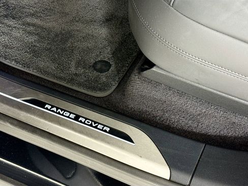 Used 2023 Land Rover Range Rover Sport SE Dynamic image 18