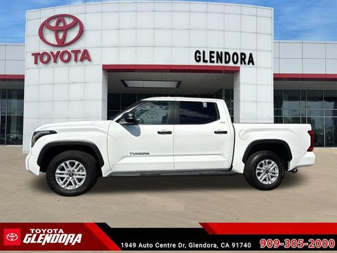 Used 2026 Toyota Tundra SR5 w/ SR5 Convenience Package RWD image 6