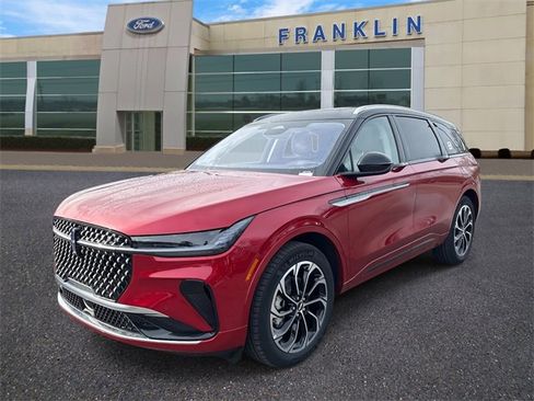 New 2026 Lincoln Nautilus Reserve image 3