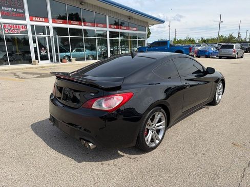 Used 2011 Hyundai Genesis 3.8 RWD image 8