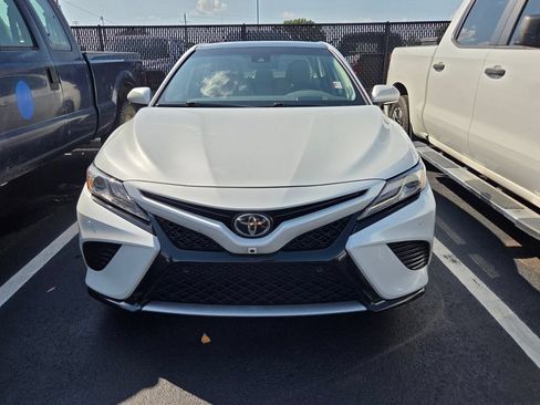 Used 2019 Toyota Camry XSE w/ Driver Assist Package FWD image 4