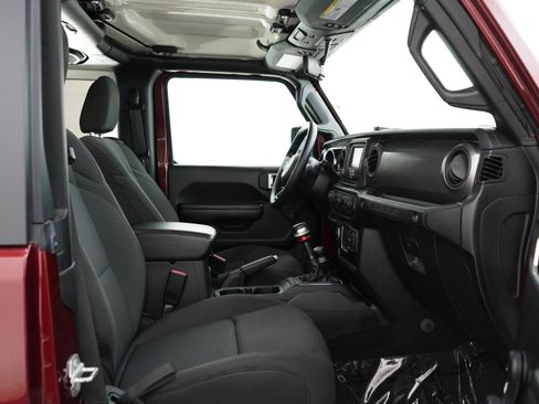 Used 2021 Jeep Wrangler Sport AWD/4WD image 11